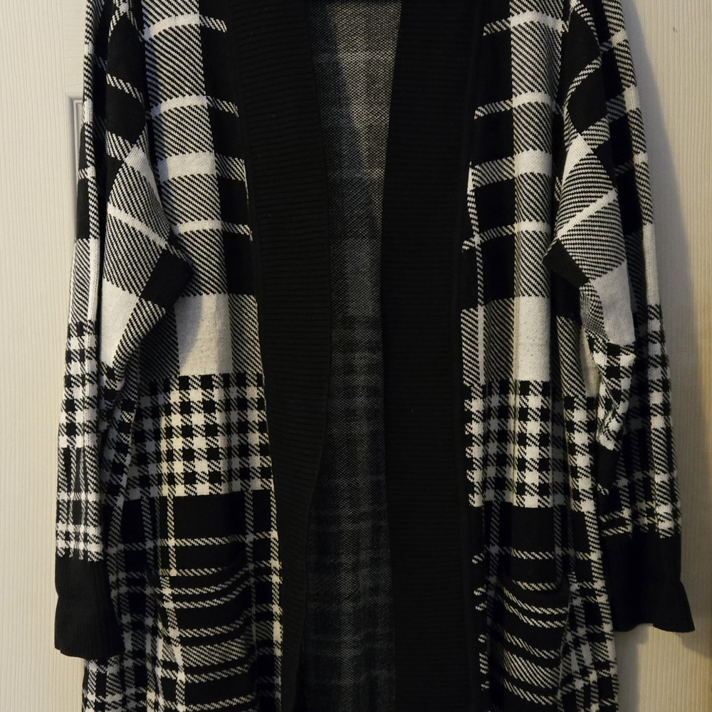 Black and White Plaid Women's Sweater